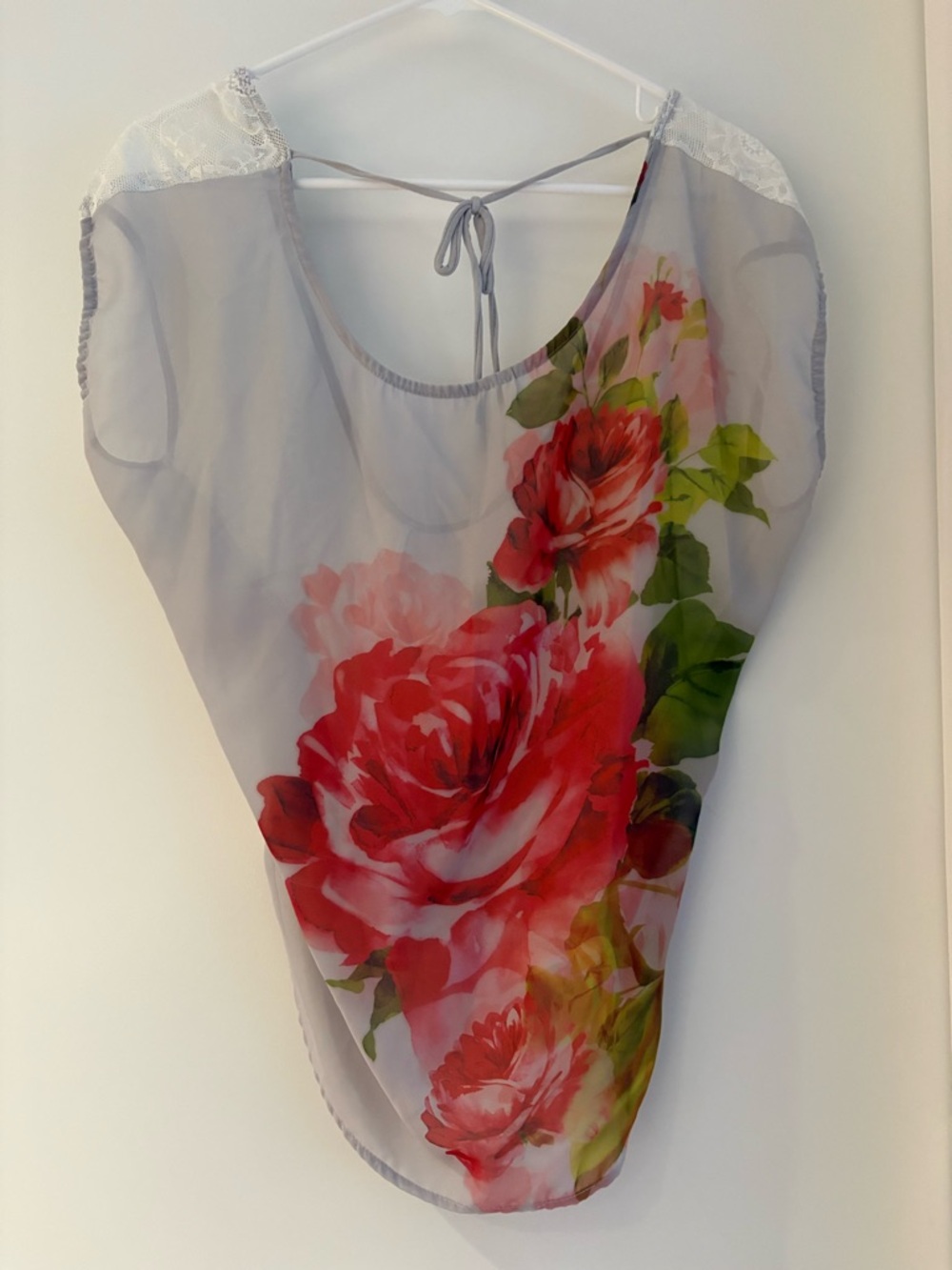Sheer Floral Tie-Back Women's Top - Light Gray with Red Rose Print